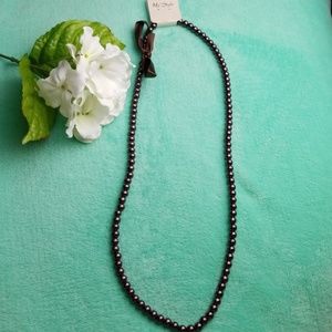 Gorgeous Pearl medium-length necklace